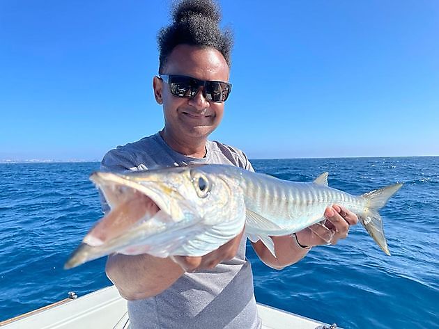 Junge geht angeln. White Marlin Gran Canaria