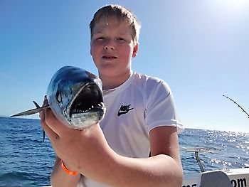 Jongen gaat vissen. White Marlin Gran Canaria