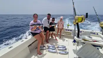 Mange, mange skipjack-tunfisk!!! - White Marlin Gran Canaria