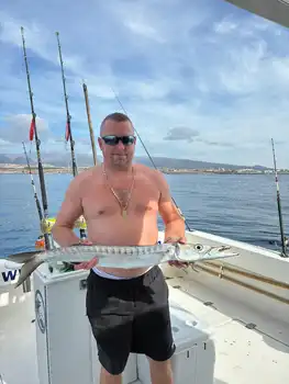 Barrakudas, Rote Schnapper, Atlantischer Thunfisch … White Marlin Gran Canaria