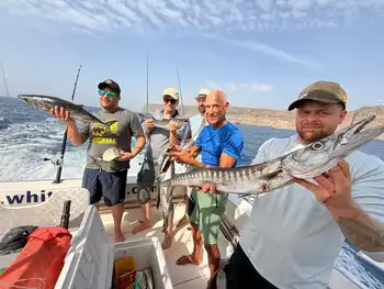 Barrakudas, Rote Schnapper, Atlantischer Thunfisch … White Marlin Gran Canaria
